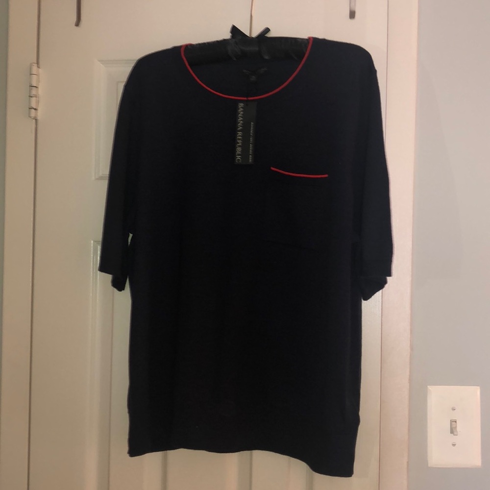 NWT Navy w/red Banana Republic sweater